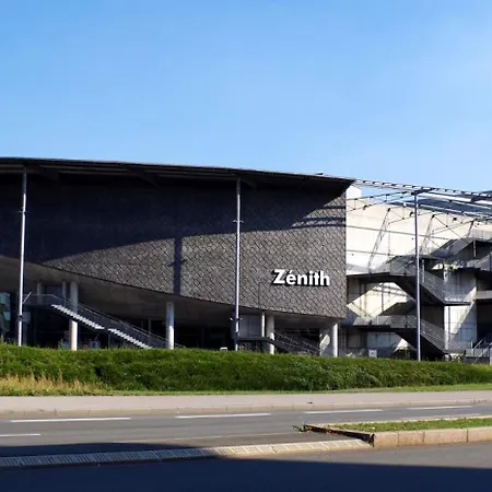 Апартаменты Centre - Nice, Cozy And Functional Лилль